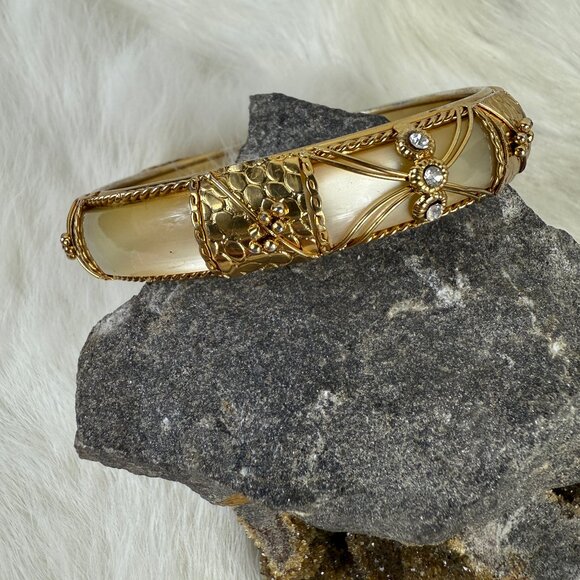 Vintage Gold-Tone Framed Yellow Lucite with Filigree & Crystal/rhinestone Bangle - Picture 1 of 7